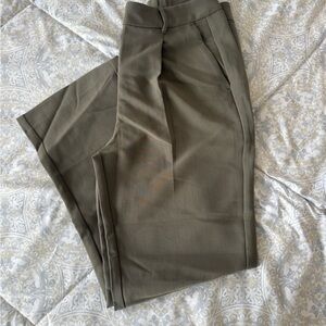 NWOT Old Navy Women's Olive Trousers